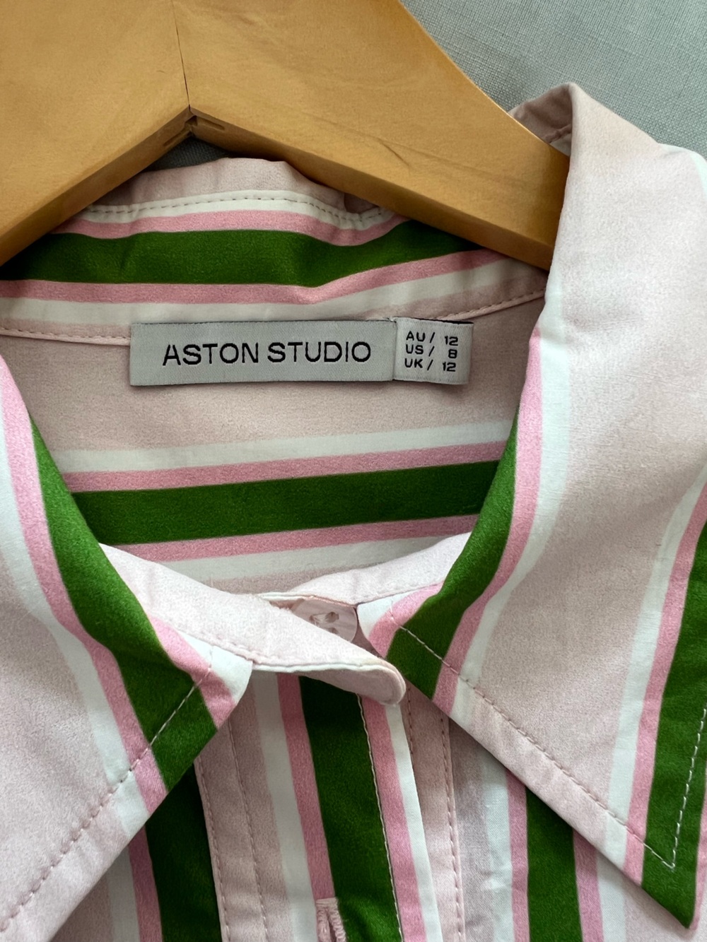 Striped Green & White Button-Up Shirt - Women - Picture 4 of 5